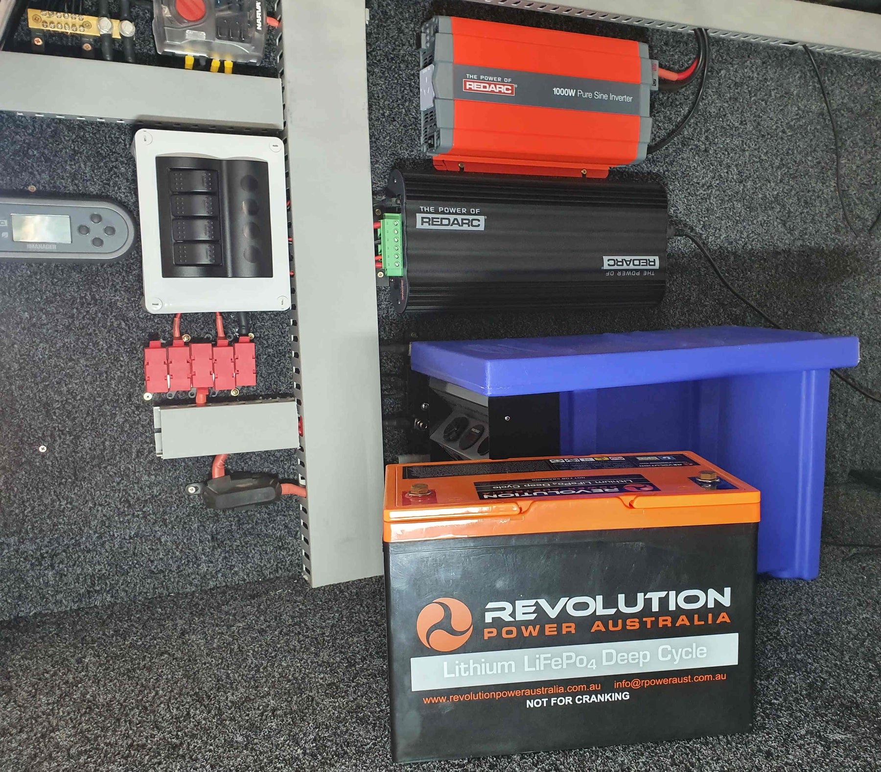 Experience Power Like Never Before | Inverter 1000W